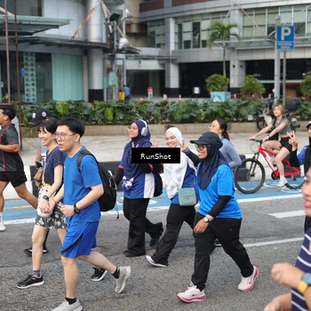 Runner Photo 4500225