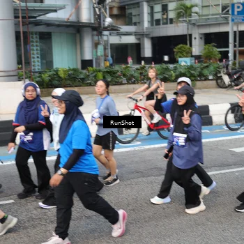 Runner Photo 4500365