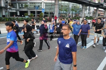 Runner Photo 4500367