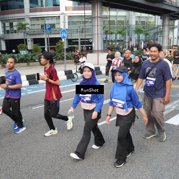 Runner Photo 4500453