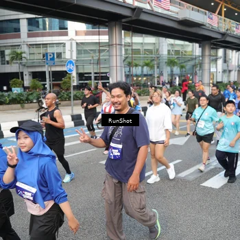 Runner Photo 4500531