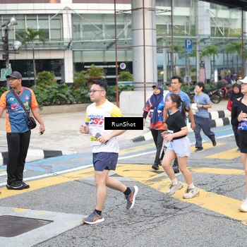 Runner Photo 4500653