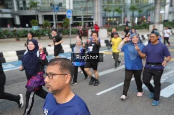 Runner Photo 4500656
