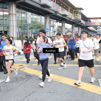 Runner Photo 4500699