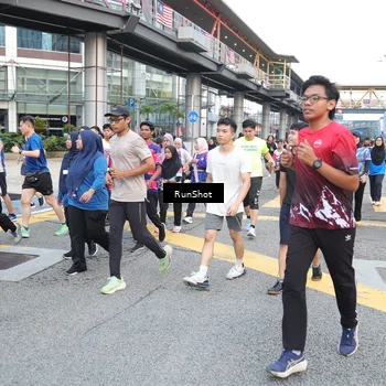 Runner Photo 4501111