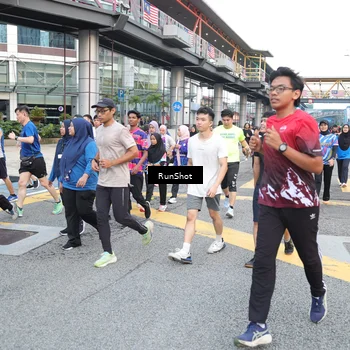 Runner Photo 4501131