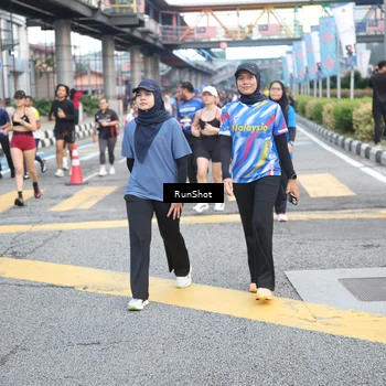 Runner Photo 4501278
