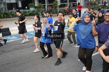 Runner Photo 4501304