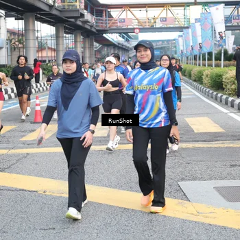 Runner Photo 4501409