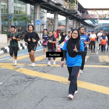 Runner Photo 4501501