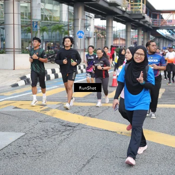 Runner Photo 4501515