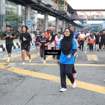 Runner Photo 4501535