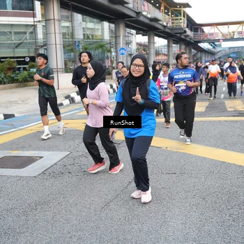 Runner Photo 4501619