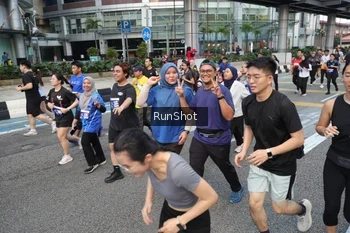 Runner Photo 4501691
