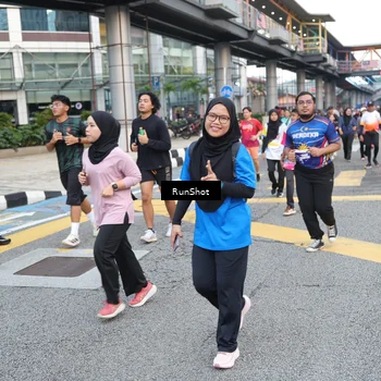 Runner Photo 4501718