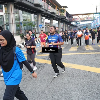 Runner Photo 4501809