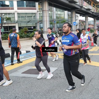 Runner Photo 4501823