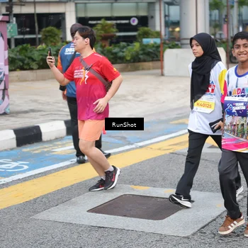 Runner Photo 4501874