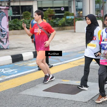 Runner Photo 4501894