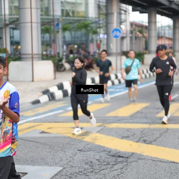 Runner Photo 4501915