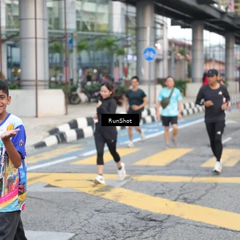 Runner Photo 4501924