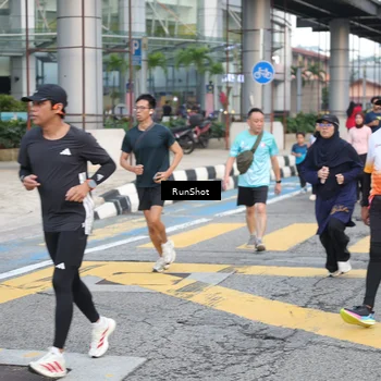 Runner Photo 4502066