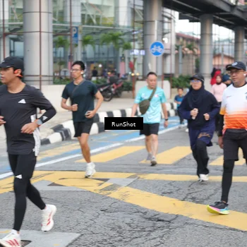 Runner Photo 4502075
