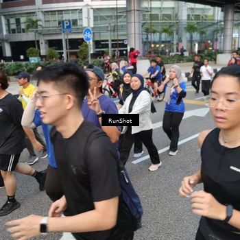 Runner Photo 4502090