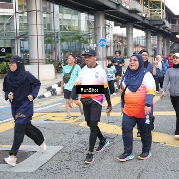 Runner Photo 4502181