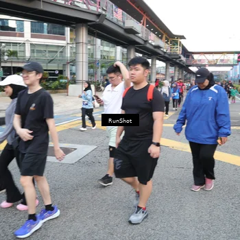 Runner Photo 4502331