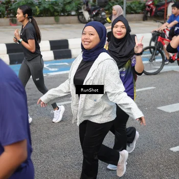 Runner Photo 4502414