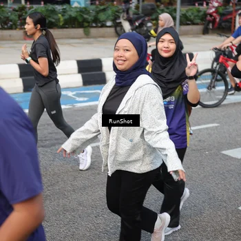 Runner Photo 4502517