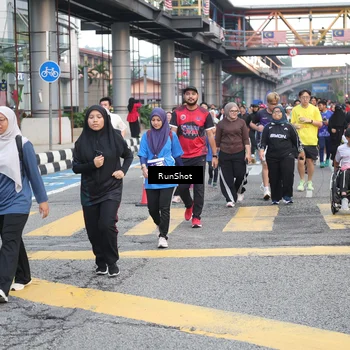 Runner Photo 4502644