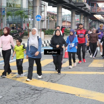 Runner Photo 4502735