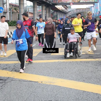 Runner Photo 4502780