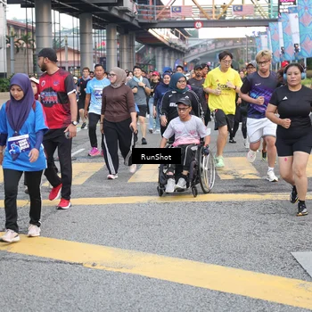 Runner Photo 4502785
