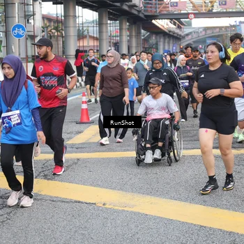 Runner Photo 4502816