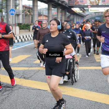 Runner Photo 4502880