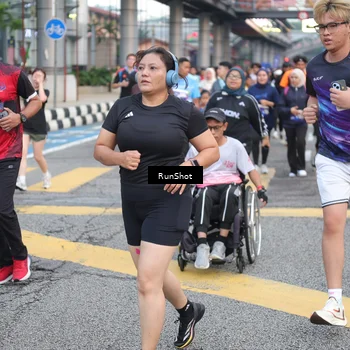 Runner Photo 4502885