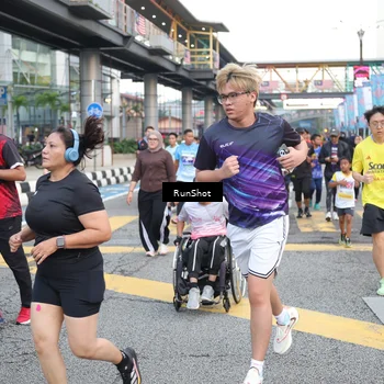 Runner Photo 4502936