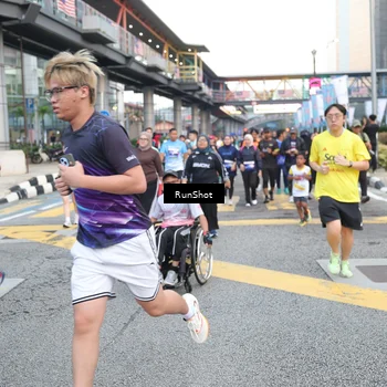 Runner Photo 4502951