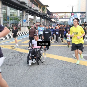 Runner Photo 4502965