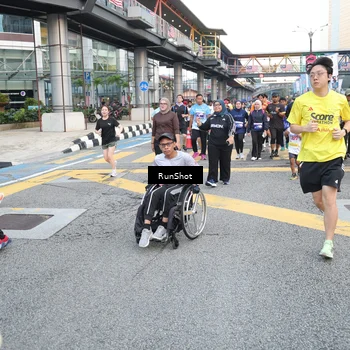 Runner Photo 4502974