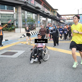 Runner Photo 4502986