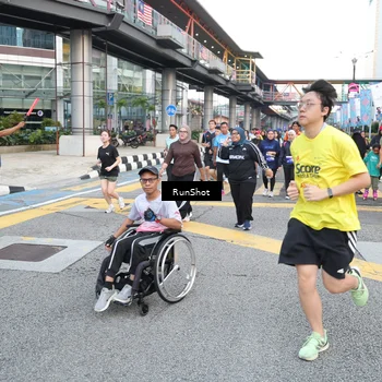 Runner Photo 4502989