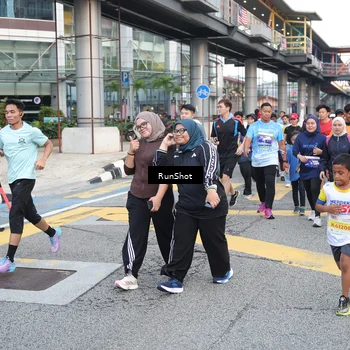 Runner Photo 4503040