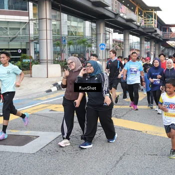Runner Photo 4503044