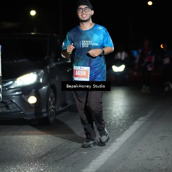 Runner Photo 4503057
