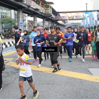 Runner Photo 4503095