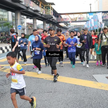 Runner Photo 4503099